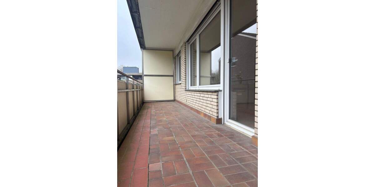 Etagenwohnung Düsseldorf Rath - 2 Zimmer, 50 m&sup2;, 195.000&euro; | Angebot:25683406