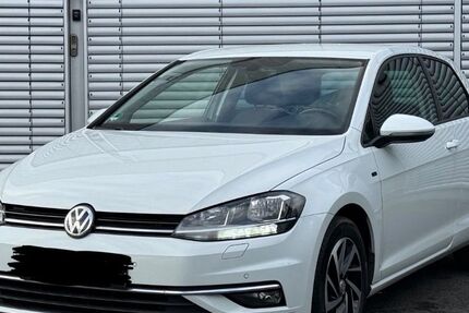 VW Golf 152.000 km 11.600 &euro; Duisburg 47167