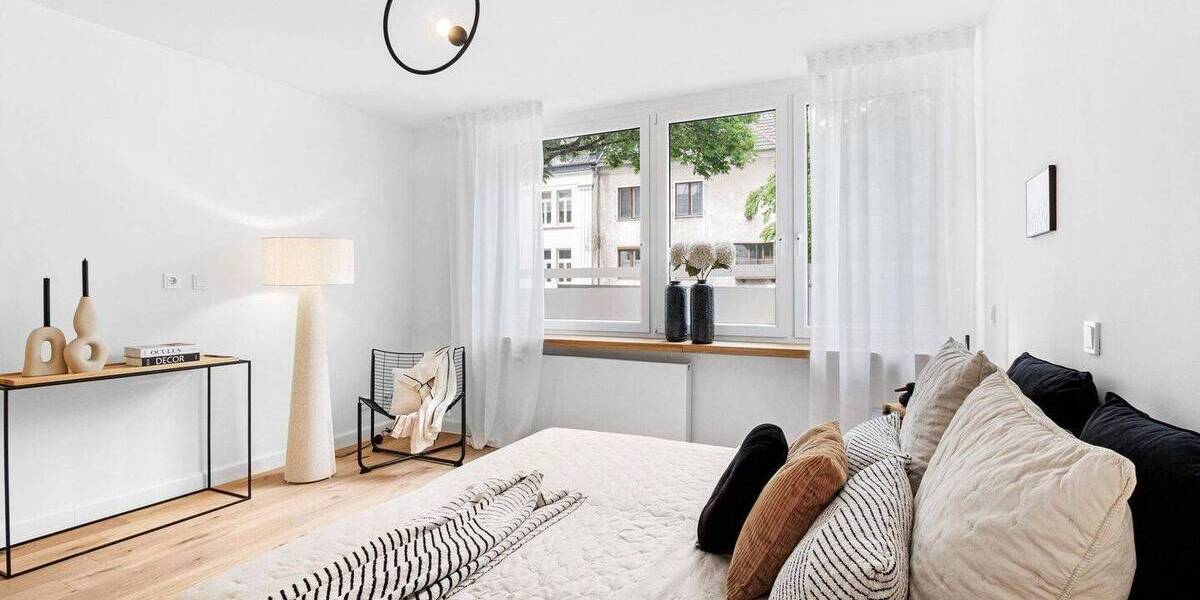 Etagenwohnung Neuss Weissenberg - 2 Zimmer, 103 m&sup2;, 349.000&euro; | Angebot:26737054