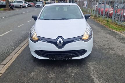 Renault Clio 66.967 km 6.300 &euro; Düsseldorf 40549