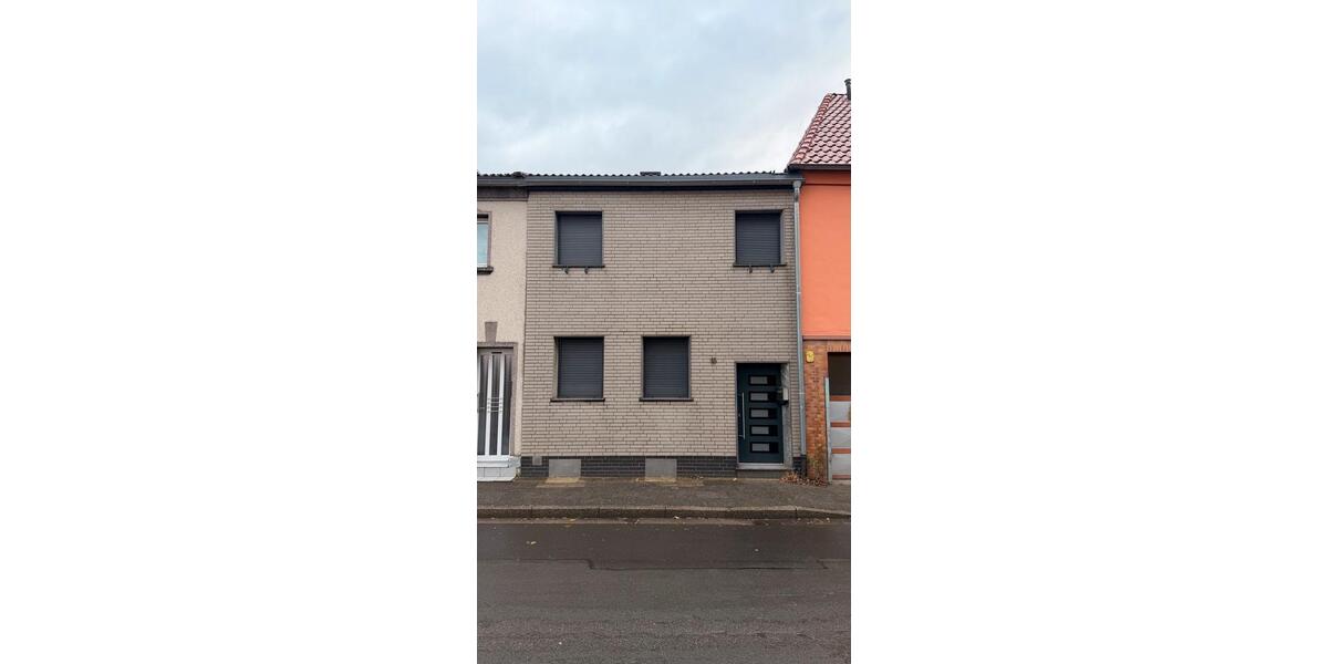 Reihenhaus Krefeld Gellep-Stratum - 4 Zimmer, 110 m&sup2;, 359.000&euro; | Angebot:24374253