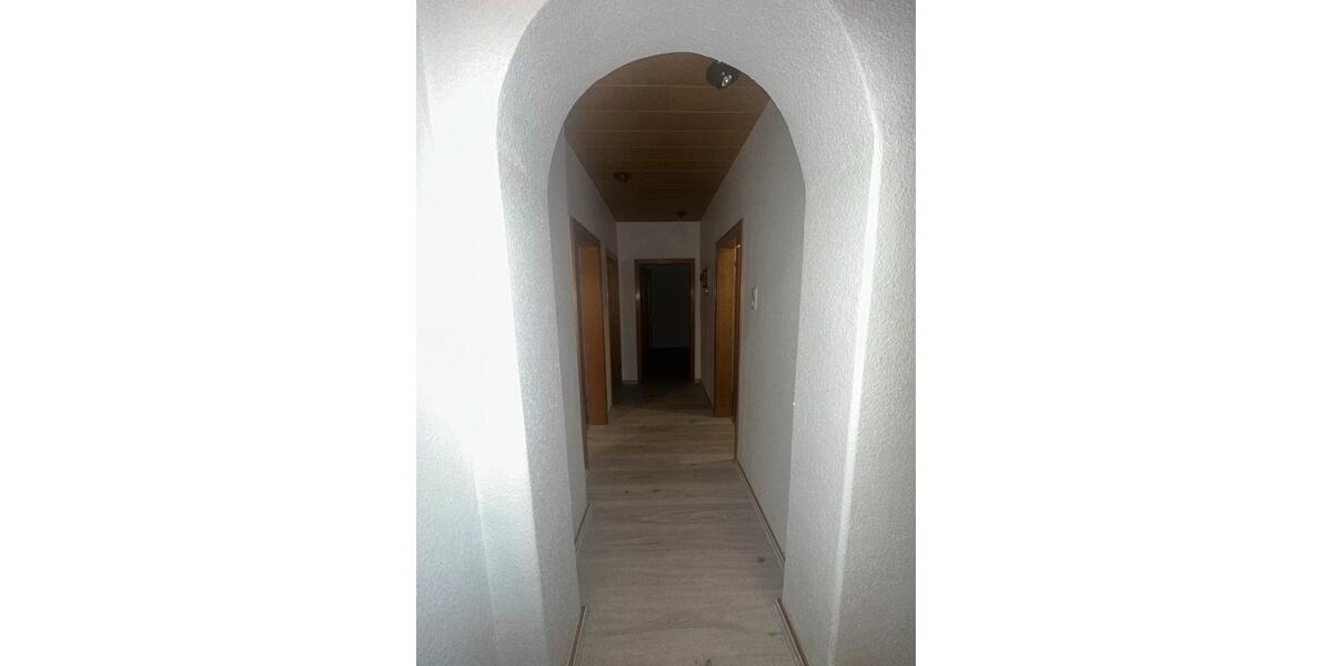 Etagenwohnung Duisburg Mittelmeiderich - 2.5 Zimmer, 70 m&sup2;, 850&euro; | Angebot:24862615