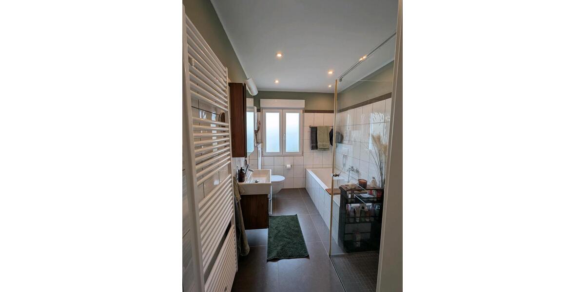 Hochparterre Mülheim an der Ruhr Mellinghofen - 4 Zimmer, 111 m&sup2;, 399.999&euro; | Angebot:25803356