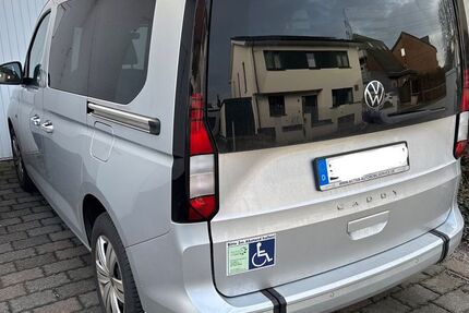 VW Caddy 8.000 km 36.900 &euro; Duisburg 47169