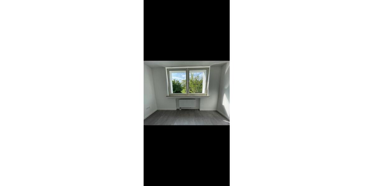 Etagenwohnung Krefeld Benrad - 2 Zimmer, 60 m&sup2;, 900&euro; | Angebot:26624775