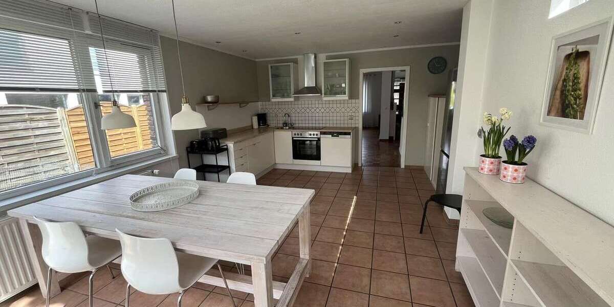Etagenwohnung Krefeld Gartenstadt - 3 Zimmer, 79 m&sup2;, 800&euro; | Angebot:27101293
