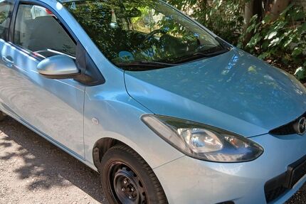 Mazda 2 198.000 km 650 &euro; Essen 45356