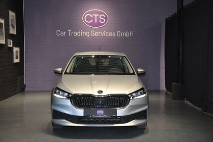 Skoda Fabia 56.789 km 11.900 &euro; Düsseldorf 40476