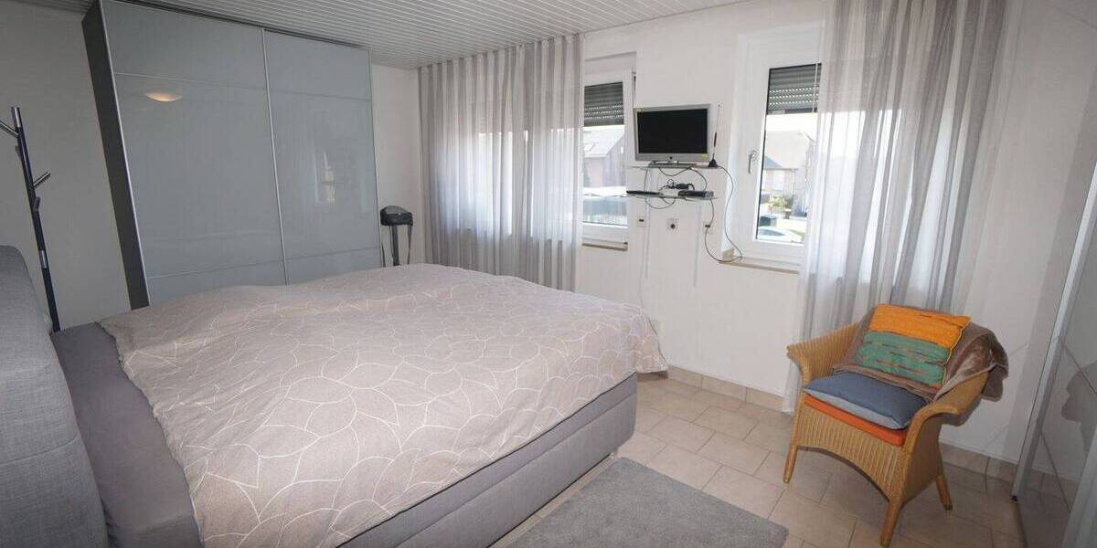 Reihenmittelhaus Rheinberg Vierbaum - 4 Zimmer, 101 m&sup2;, 334.000&euro; | Angebot:25984256