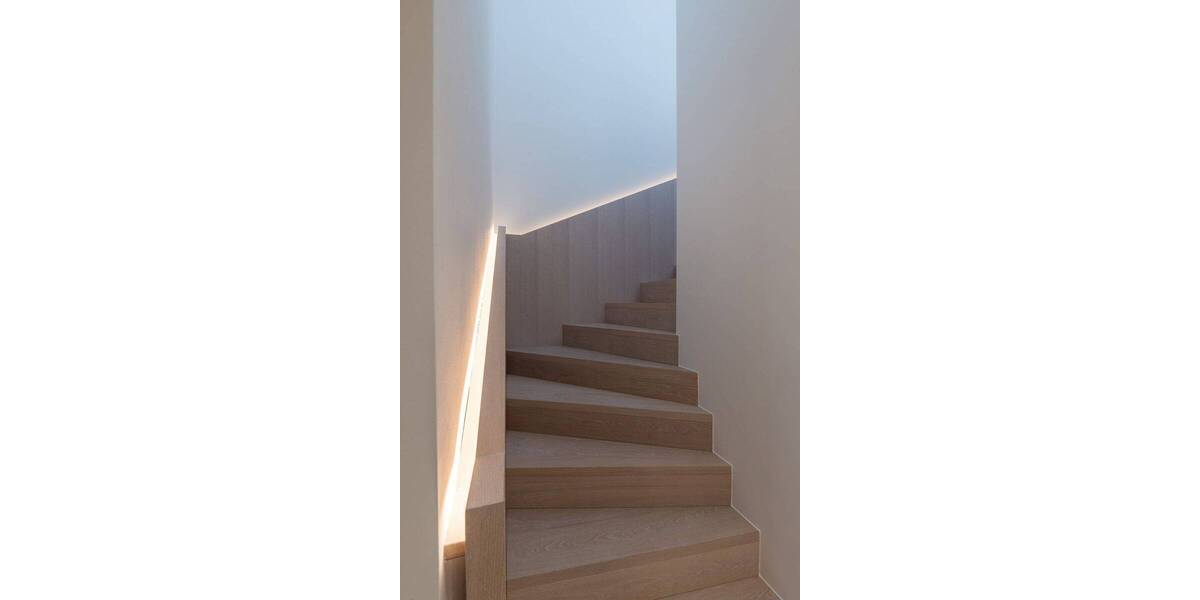 Etagenwohnung Düsseldorf Wittlaer - 3 Zimmer, 135 m&sup2;, 1.099.000&euro; | Angebot:25695557