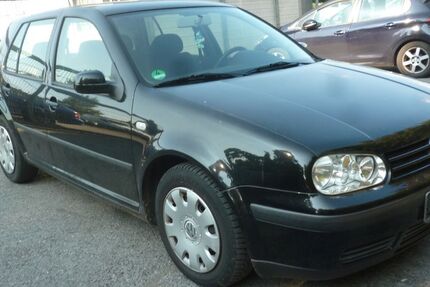 VW Golf 200.000 km 950 &euro; Bottrop 46238