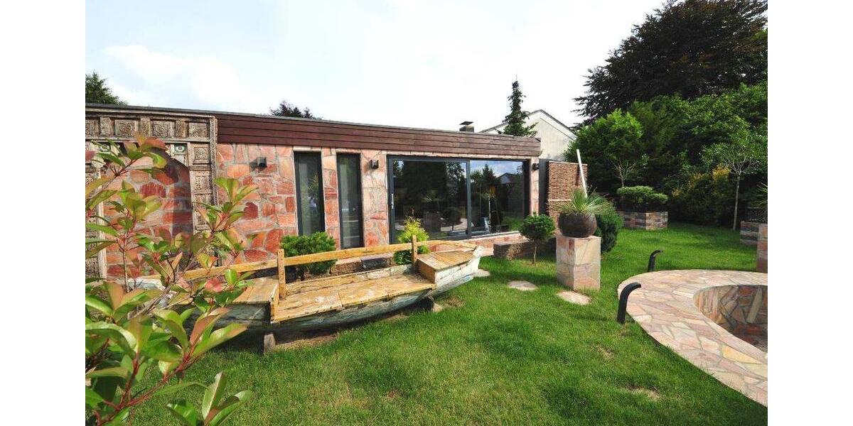 Villa Essen Stadtbezirk IX - 6 Zimmer, 307 m&sup2;, 400&euro; | Angebot:25926286