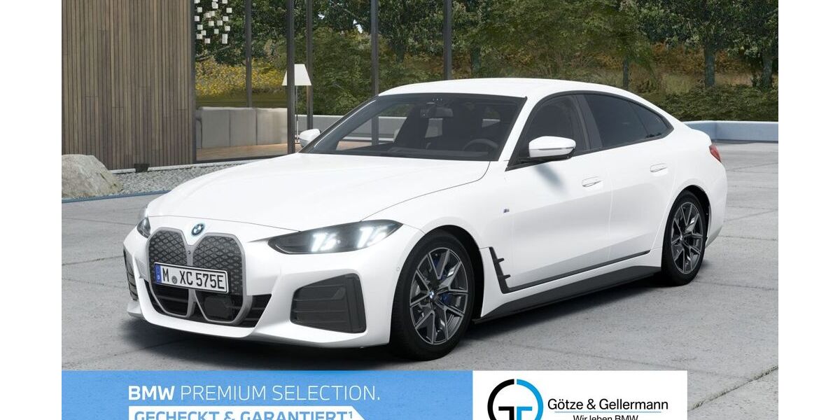 BMW i4 18.042 km 51.740 &euro; Mülheim 45472