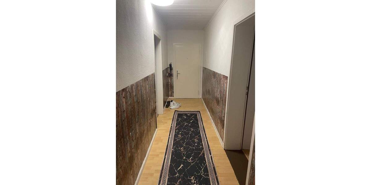 Etagenwohnung Duisburg Marxloh - 3 Zimmer, 80 m&sup2;, 560&euro; | Angebot:25815276