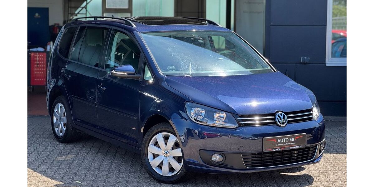 VW Touran 140.000 km 9.800 &euro; Neuss 41462