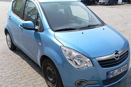 Opel Agila 151.277 km 2.200 &euro; Düsseldorf 40545