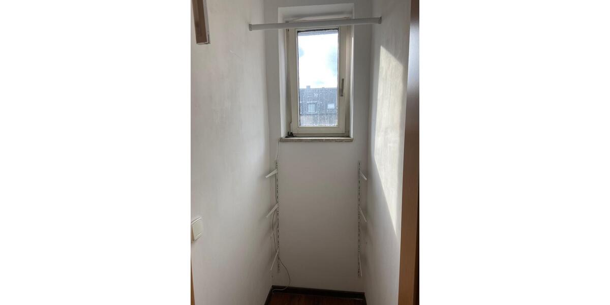 Etagenwohnung Duisburg Mittelmeiderich - 1 Zimmer, 68 m&sup2;, 99.000&euro; | Angebot:25615048