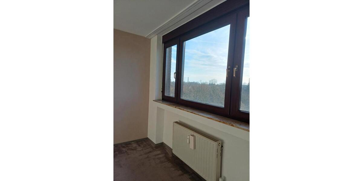 Etagenwohnung Duisburg Essenberg - 3.5 Zimmer, 96 m&sup2;, 155.000&euro; | Angebot:23683840