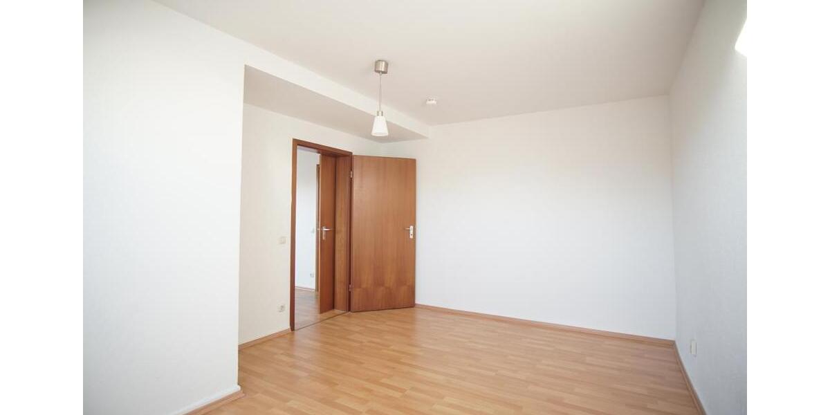 Dachgeschoßwohnung Oberhausen - 2 Zimmer, 51 m&sup2;, 469&euro; | Angebot:25644833