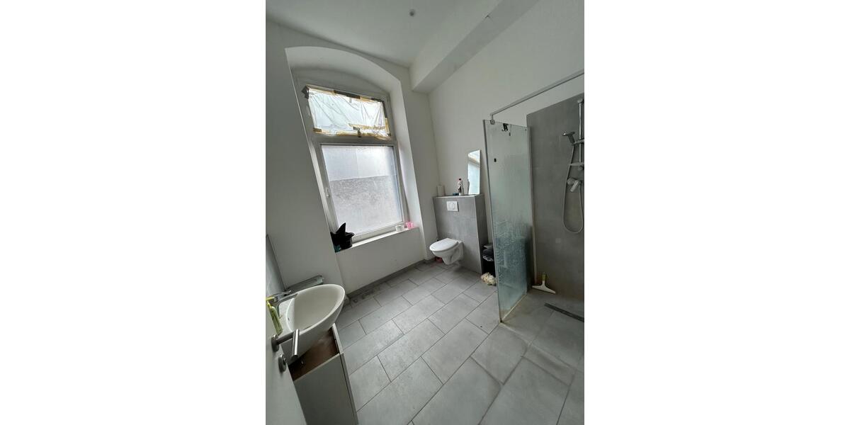 Etagenwohnung Duisburg Laar - 6 Zimmer, 115 m&sup2;, 450&euro; | Angebot:26624739