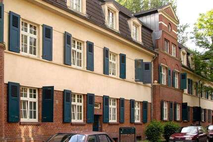 Wohnung Duisburg Hüttenheim - 3 Zimmer, 70 m&sup2;, 349&euro; | Angebot:26750117
