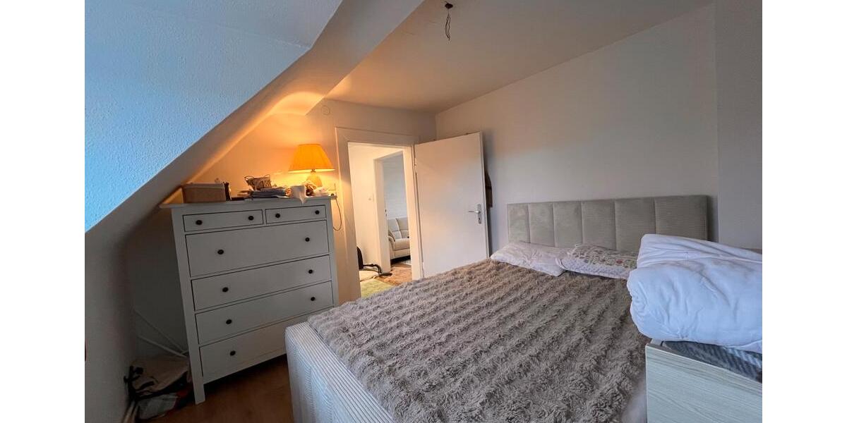 Dachgeschoßwohnung Viersen Hülsdonk - 3 Zimmer, 70 m&sup2;, 5.000&euro; | Angebot:25956769