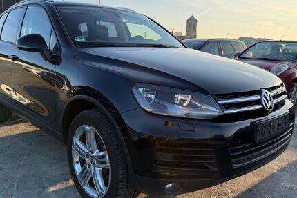 VW Touareg 189.000 km 12.800 &euro; Neuss 41462