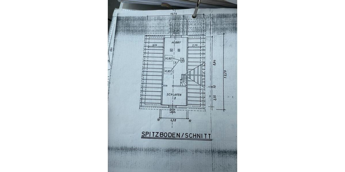 Dachgeschoßwohnung Oberhausen Alstaden - 6 Zimmer, 140 m&sup2;, 190.000&euro; | Angebot:26754336