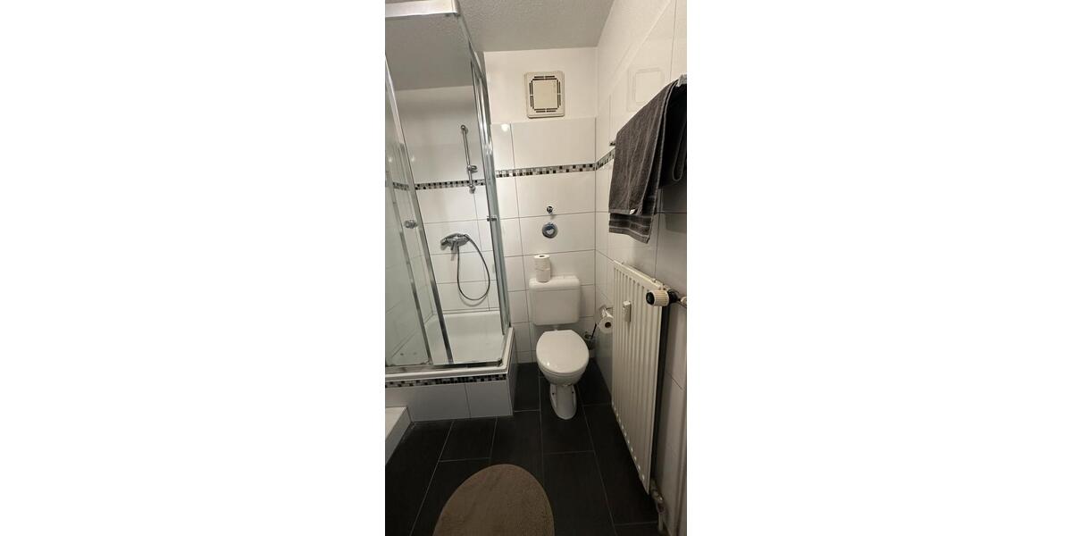 Etagenwohnung Düsseldorf Pempelfort - 1 Zimmer, 33 m&sup2;, 895&euro; | Angebot:25635921