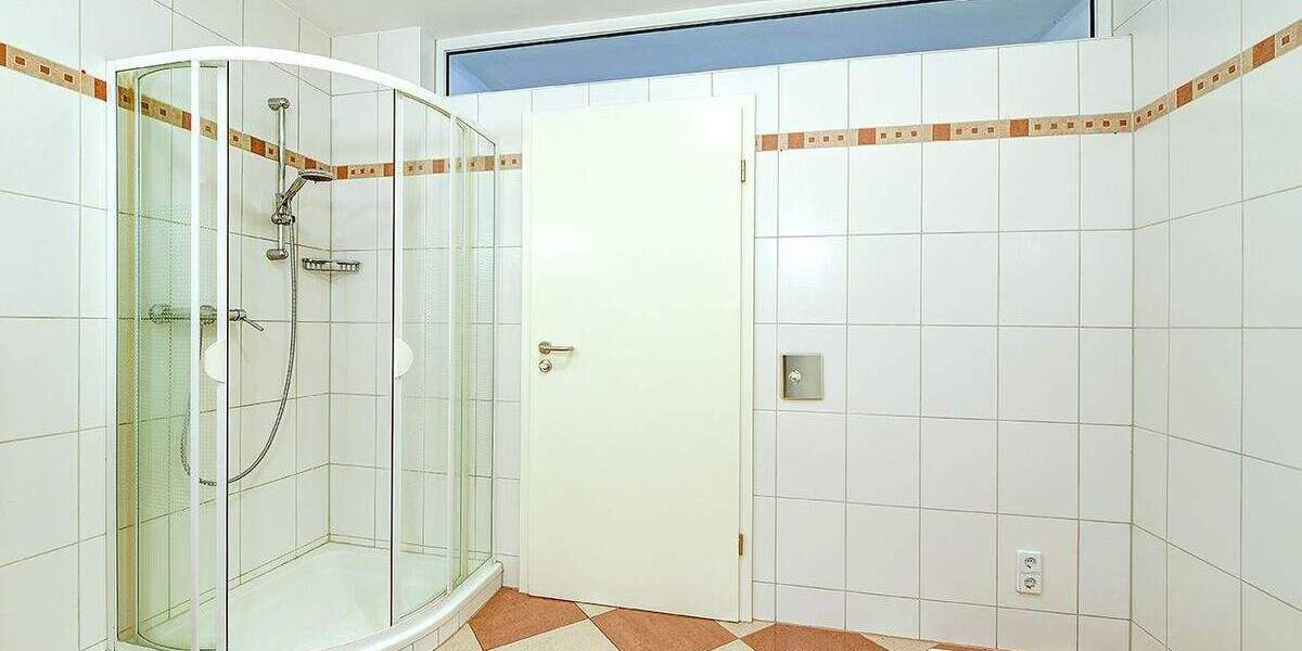 Etagenwohnung Düsseldorf Derendorf - 3 Zimmer, 101 m&sup2;, 525.000&euro; | Angebot:25687679