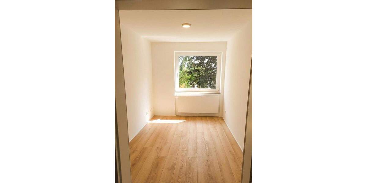 Etagenwohnung Düsseldorf Unterbach - 4 Zimmer, 88 m&sup2;, 350.000&euro; | Angebot:25906556