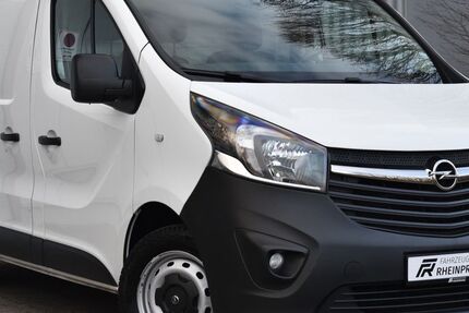 Opel Vivaro 56.772 km 14.199 &euro; Geldern 47608