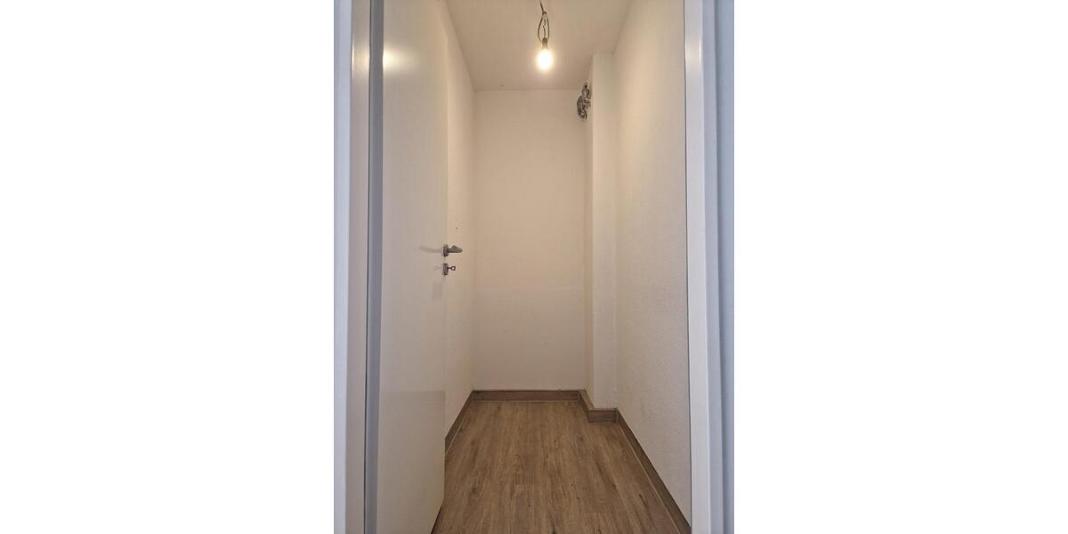 Etagenwohnung Krefeld Gartenstadt - 2 Zimmer, 88 m&sup2;, 790&euro; | Angebot:24876834