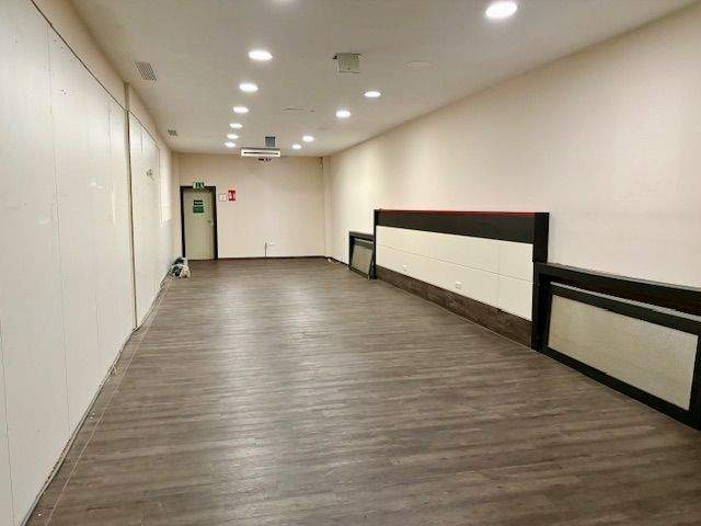 Gewerbeobjekt Rheinberg - 3 Zimmer, 1.500&euro; | Angebot:25692677