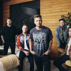 OneRepublic I Hotel + Ticket I VERFÜGBAR 18.07.2026 Travel-Packages