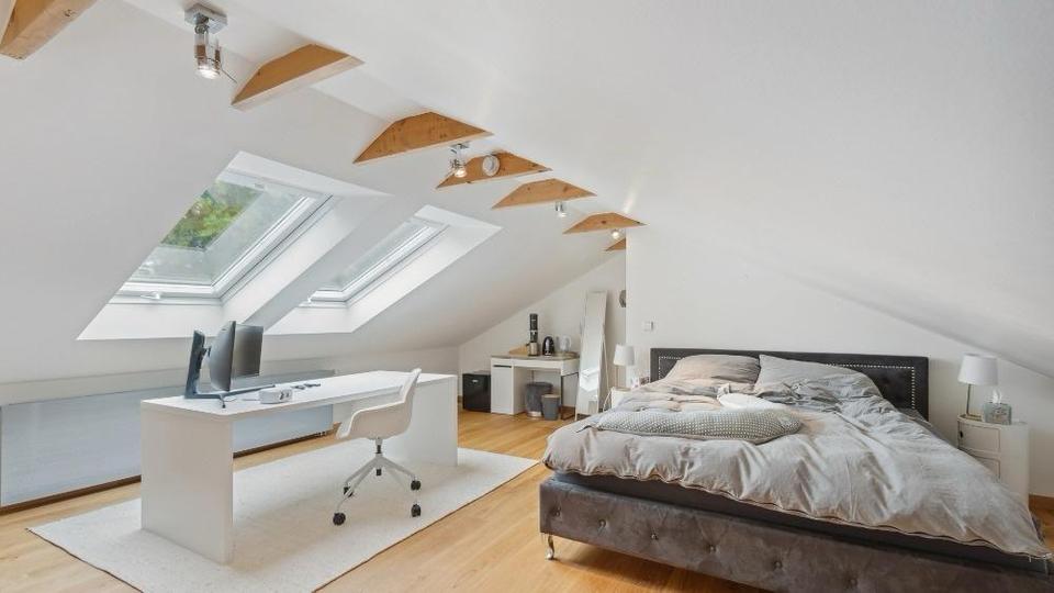 Villa Krefeld Benrad - 7 Zimmer, 305 m&sup2;, 2.199.000&euro; | Angebot:27083290