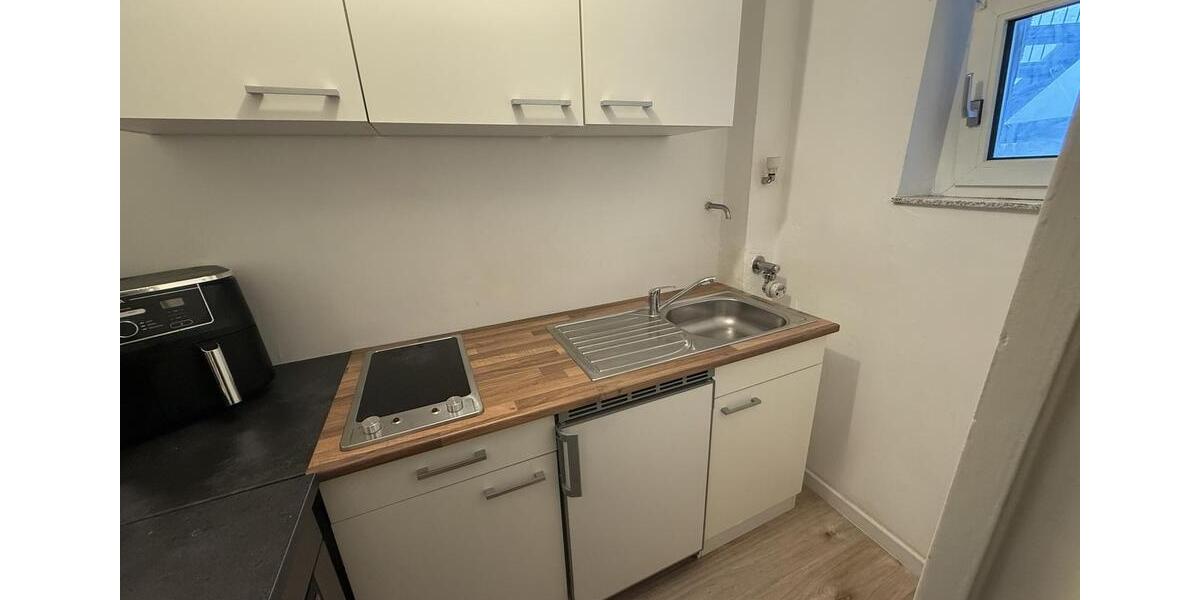 Etagenwohnung Düsseldorf Stadtbezirk 6 - 1 Zimmer, 30 m&sup2;, 550&euro; | Angebot:25963901