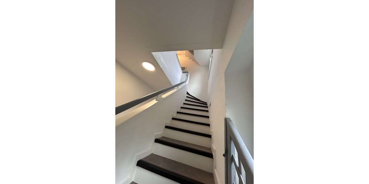 Etagenwohnung krefeld - 3 Zimmer, 70 m&sup2;, 590&euro; | Angebot:24564270
