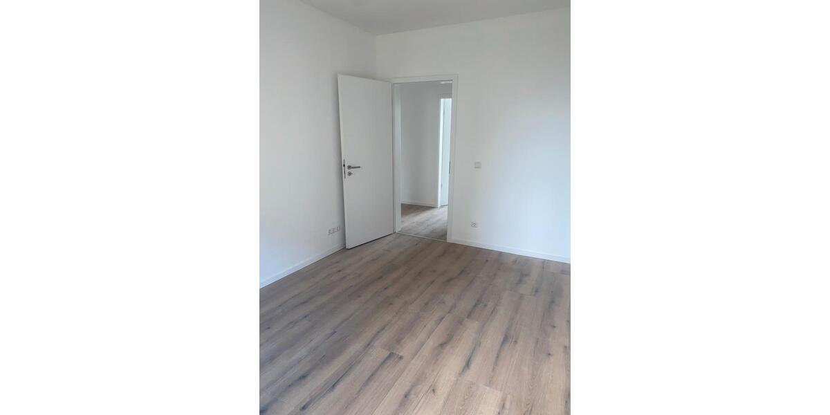 Dachgeschoßwohnung Mülheim an der Ruhr Rechtsruhr-Nord - 2 Zimmer, 55 m&sup2;, 860&euro; | Angebot:25793386