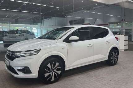 Dacia Sandero 9.596 km 15.490 &euro; Oberhausen 46047