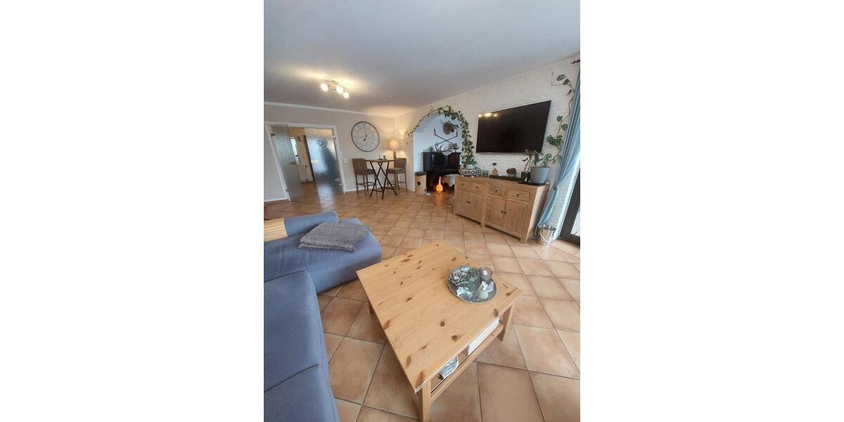 Reihenhaus Hünxe - 7 Zimmer, 250 m&sup2;, 485.000&euro; | Angebot:26652136