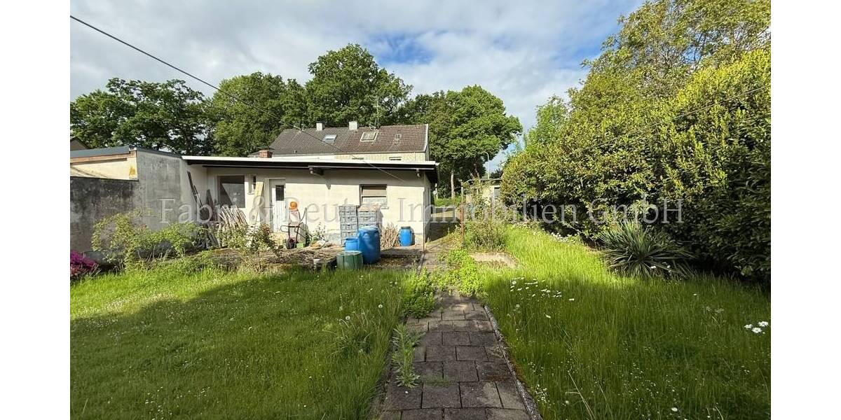 Doppelhaushälfte Grefrath - 5 Zimmer, 100 m&sup2;, 265.000&euro; | Angebot:26733372