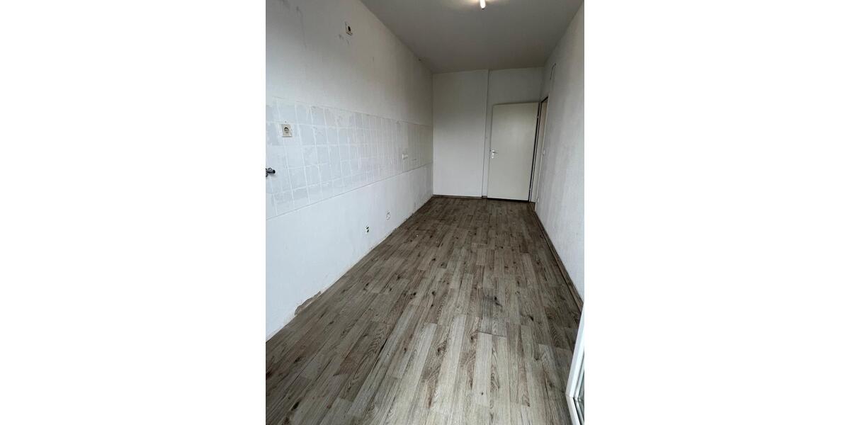 Etagenwohnung Oberhausen - 2 Zimmer, 67 m&sup2;, 495&euro; | Angebot:25103860