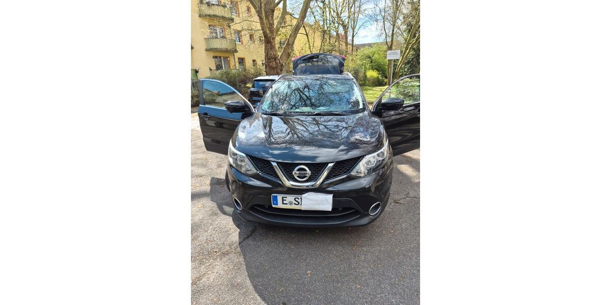 Nissan Qashqai 81.000 km 11.999 &euro; Essen 45359