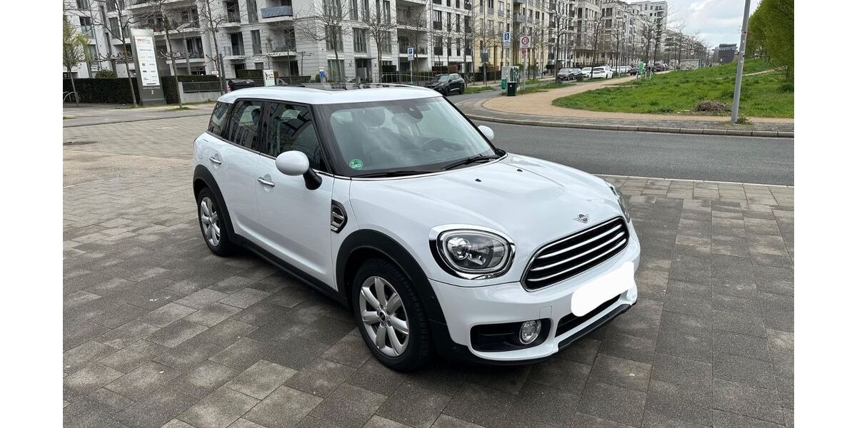 Mini Cooper Countryman 73.000 km 19.760 &euro; Düsseldorf 40477