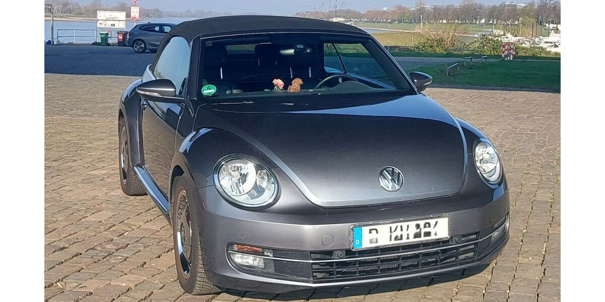 VW Beetle 100.800 km 10.600 &euro; Düsseldorf 40476