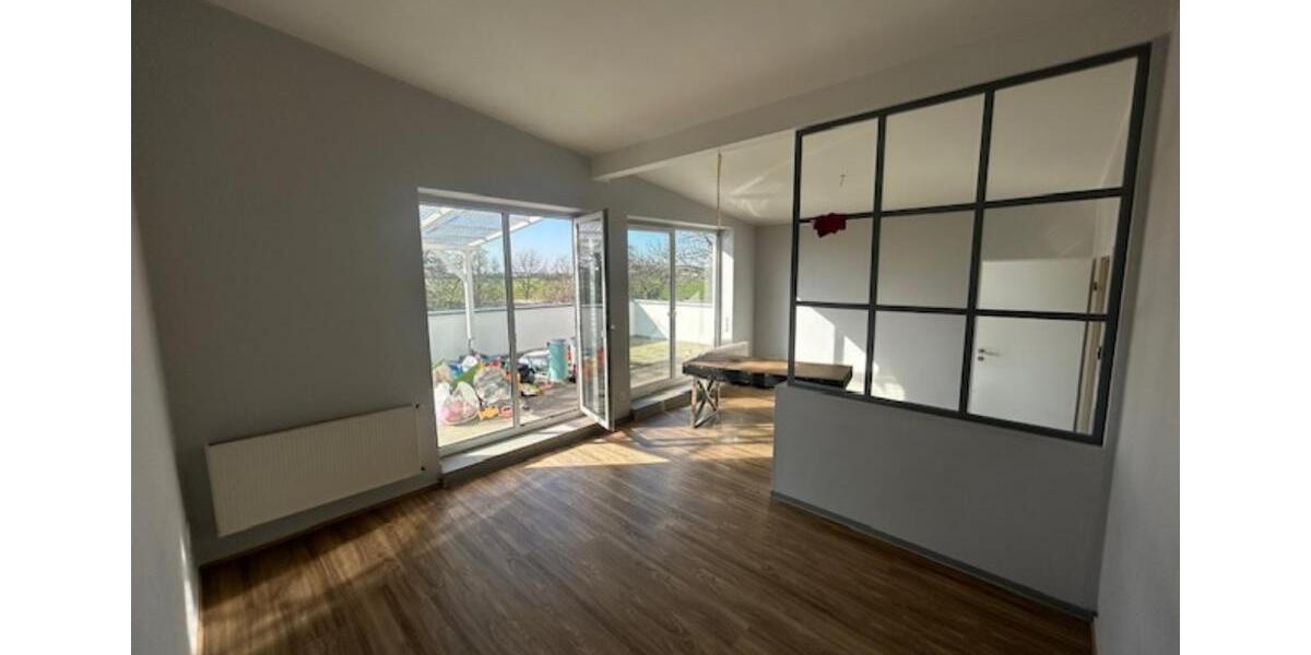 Etagenwohnung Viersen Hülsdonk - 3 Zimmer, 120 m&sup2;, 990&euro; | Angebot:25433318