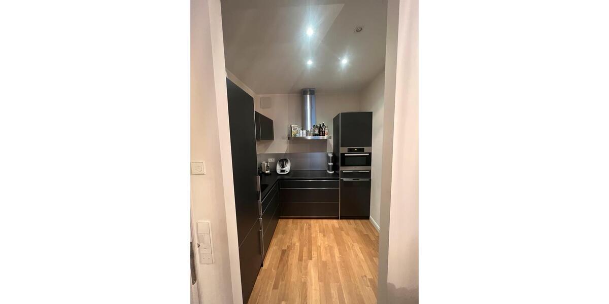Etagenwohnung Düsseldorf Heerdt - 2 Zimmer, 65 m&sup2;, 620.000&euro; | Angebot:27096074
