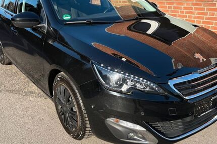 Peugeot 308 147.000 km 8.600 &euro; Krefeld 47804