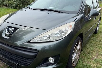 Peugeot 207 127.200 km 1.350 &euro; Wesel 46485